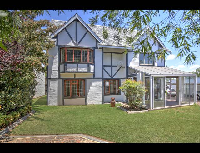4 BEDROOM CLUSTER FOR SALE IN SUNNINGHILL